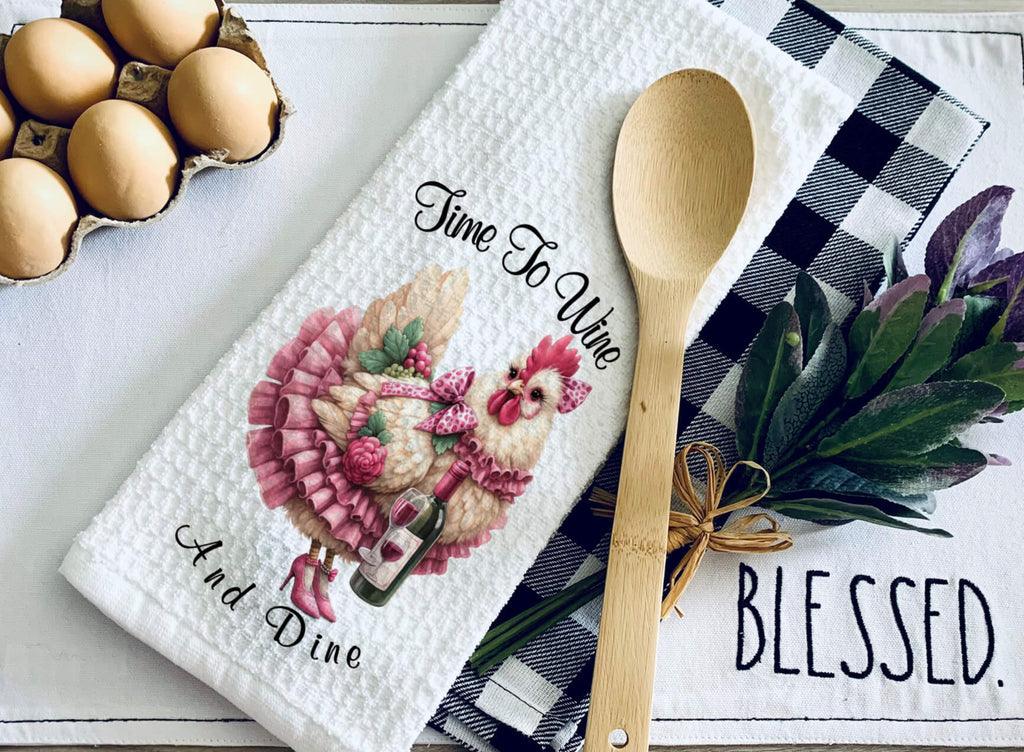 Funny wine kitchen towels featuring stylish boujee chickens dressed up with wine glasses and bottles. Perfect for farmhouse kitchen decor, wine lovers, and rustic country-themed homes. Soft, absorbent, and decorative dish towel set for gifting and everyday use - Personalized Kreation