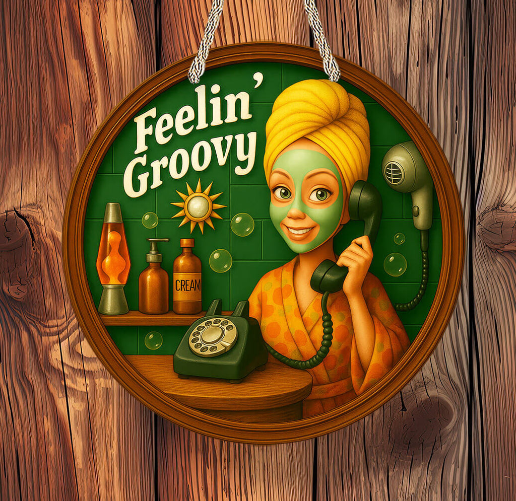 Retro 70s Feelin’ Groovy Bathroom Wall Sign – Vintage Spa Décor with Lava Lamp, Rotary Phone & Mid-Century Charm - Personalized Kreation