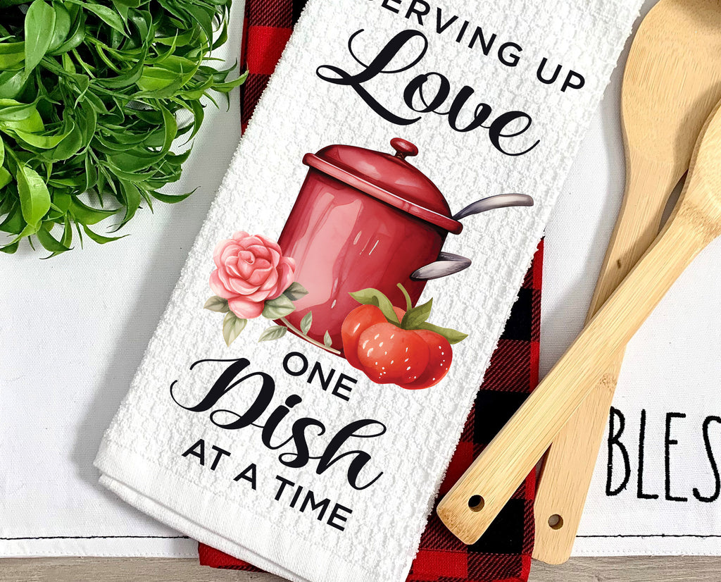 Love Served Daily kitchen towel with a rustic farmhouse pitcher, floral design, and heart accents. Perfect Valentine’s Day decor, housewarming gift, or romantic kitchen accessory. Soft, absorbent, machine washable, and ideal for everyday use